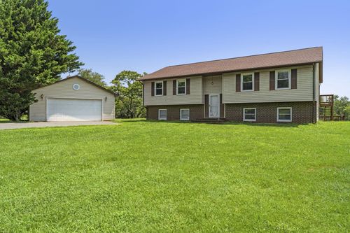 7913 Sir Topas Dr, WARRENTON, VA, 20186-8613 | Card Image