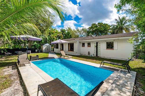 7509 Nw 40th Pl, Coral Springs, FL, 33065-2037 | Card Image