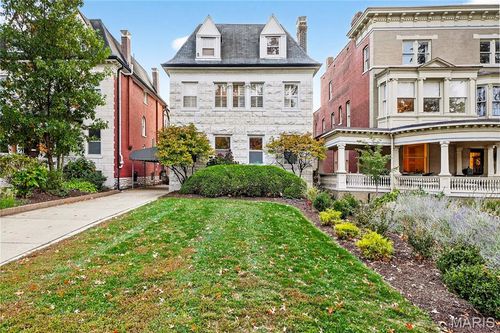 4624 Pershing Pl, Saint Louis, MO, 63108-1908 | Card Image