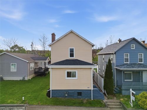 434 Lloyd Ave, Latrobe, PA, 15650-1718 | Card Image