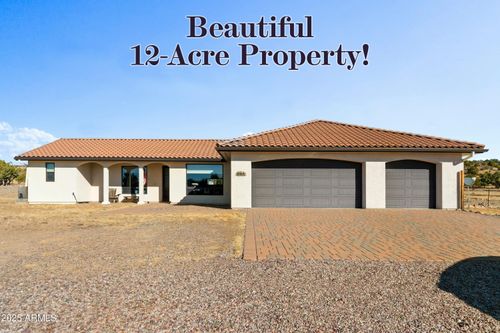 4400 W Carriage Ln, Prescott, AZ, 86305-7854 | Card Image
