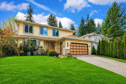 15488 27a Avenue, Surrey, BC, V4P1E9 | Card Image