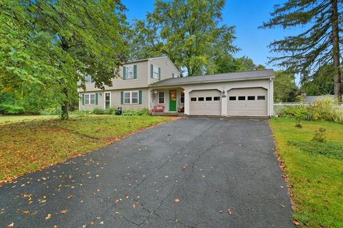 551 West St, Amherst, MA, 01002-3370 | Card Image