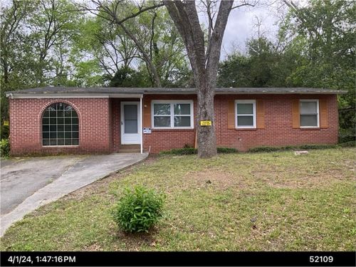 2418 Adger Rd, Macon, GA, 31206-4002 | Card Image