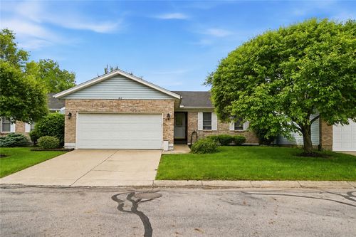 815 Spring Lake Cir, Enon, OH, 45323-9750 | Card Image