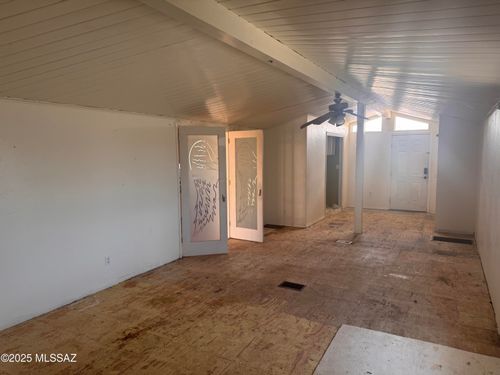 12200 N Derringer Rd, Marana, AZ, 85653-9685 | Card Image