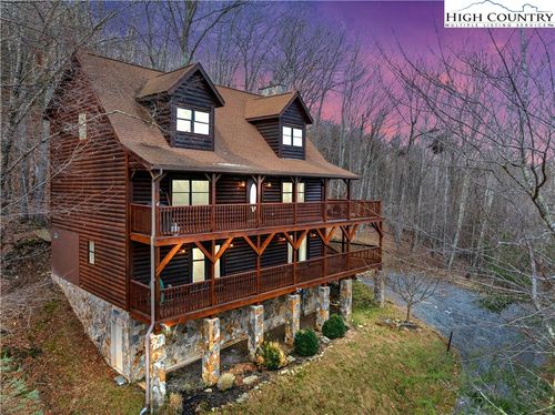 235 Lakeledge Road, Beech Mountain, NC, 28604 | Card Image