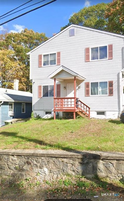 35 Woodward Ave, Waterbury, CT, 06705-1902 | Card Image