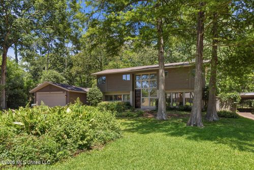 3954 Eastwood Drive, Jackson, MS, 39211 | Card Image
