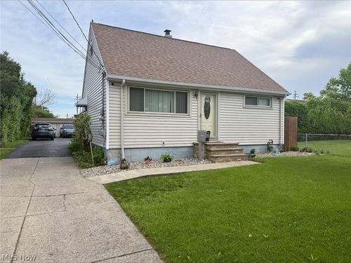 15316 Rademaker Drive, Brook Park, OH, 44142 | Card Image