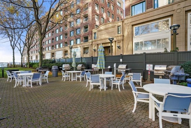 APT-18B - 85 E India Row, Condo with 2 bedrooms, 3 bathrooms and 1 parking in Boston MA | Image 18
