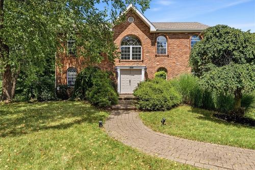 3208 Waterford Ct, Pittsburgh, PA, 15238-1141 | Card Image