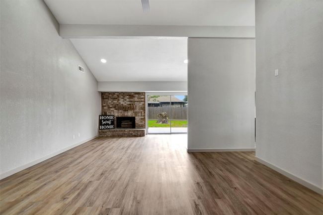 3727 Sunshine Ln, House other with 3 bedrooms, 2 bathrooms and 2 parking in Pasadena TX | Image 9