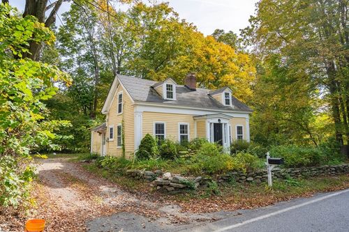 460 Reservoir St, Holden, MA, 01520-1212 | Card Image