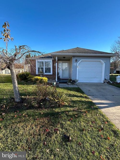 12 Taconia Ct, MOUNT LAUREL, NJ, 08054-3064 | Card Image