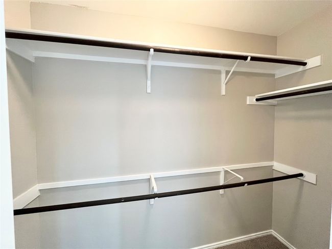 Walkin closet | Image 14