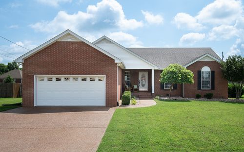 1040 Savannah Ave, Gallatin, TN, 37066-2627 | Card Image