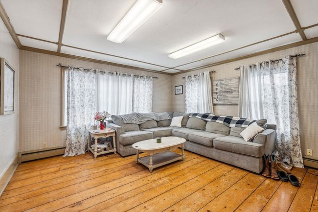 837 Lake St, House other with 6 bedrooms, 4 bathrooms and null parking in Bristol NH | Image 21
