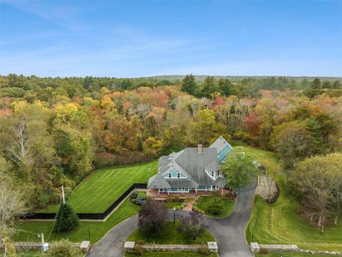 181 Perryville Rd, Rehoboth, MA, 02769-1922 | Card Image