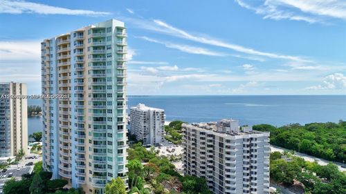 804-2475 Brickell Ave, Miami, FL, 33129-2478 | Card Image