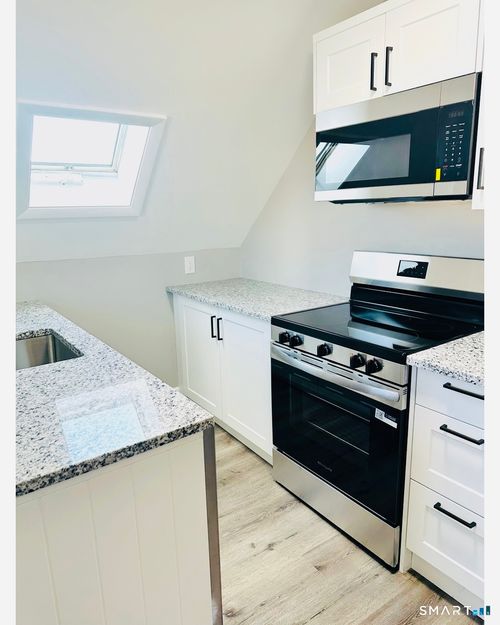 438 South Main Street, New Britain, CT, 06051 | Card Image