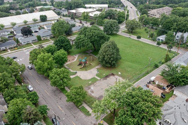 693 Bedford St, House other with 2 bedrooms, 1 bathrooms and null parking in Saint Paul MN | Image 57