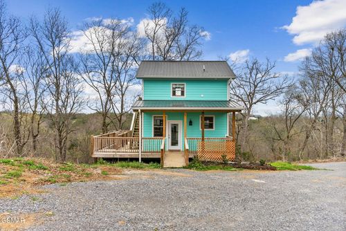 197 Ruth Ln, Sevierville, TN, 37862-5944 | Card Image