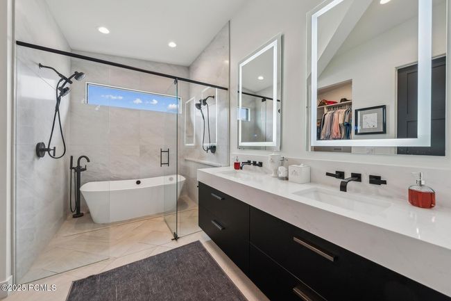 11431 N Ursa Cir, Home with 4 bedrooms, 5 bathrooms and null parking in Mayflower Mnt UT | Image 35