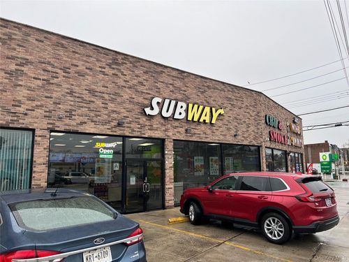 store-3-3102 U Arcade, New York, NY, 11229 | Card Image