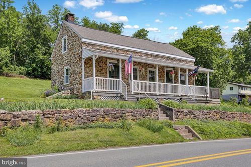 1124 Fairview Dr, Reading, PA, 19605-9306 | Card Image