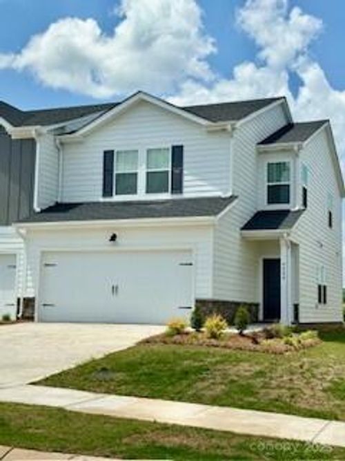4080 County Down Ave, Kannapolis, NC, 28081-6517 | Card Image