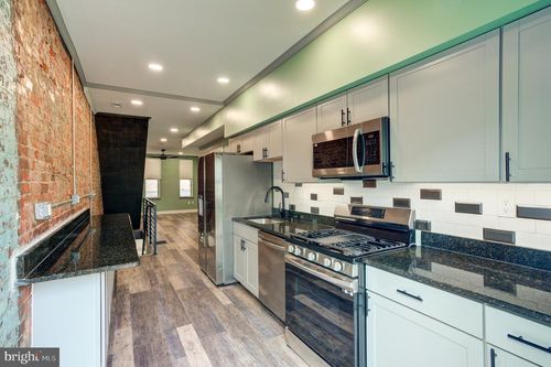 2643 N Mascher St, PHILADELPHIA, PA, 19133-3842 | Card Image