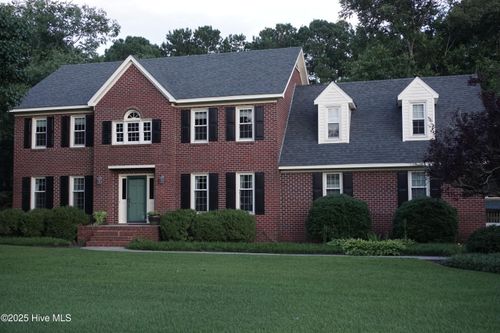 200 Maraschino Dr, Greenville, NC, 27858-8702 | Card Image