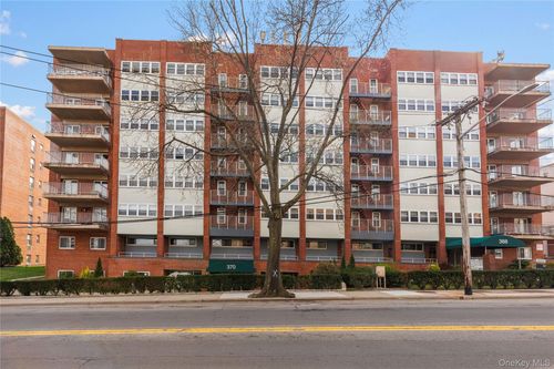 4a-370 Westchester Ave, Port Chester, NY, 10573-3632 | Card Image