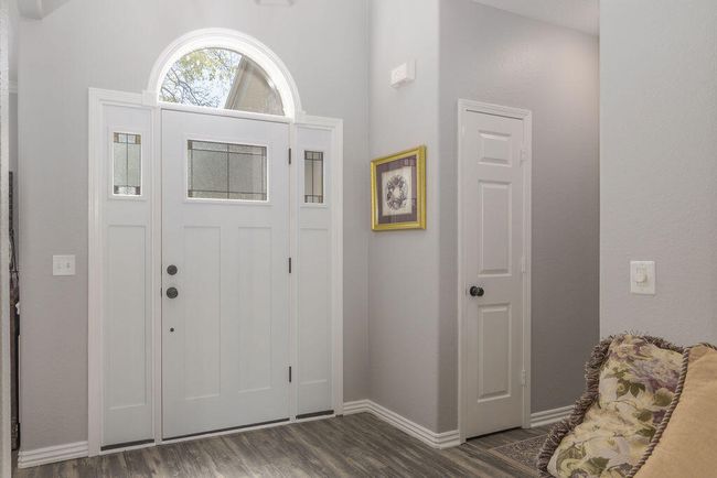 Entry | Image 5