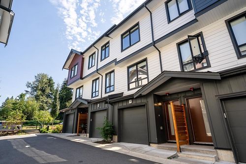 9-10527 155 Street, Surrey, BC, V3R0S1 | Card Image