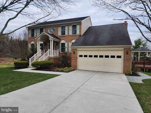 8456 Roberts Rd, ELLICOTT CITY, MD, 21043-6011 | Card Image