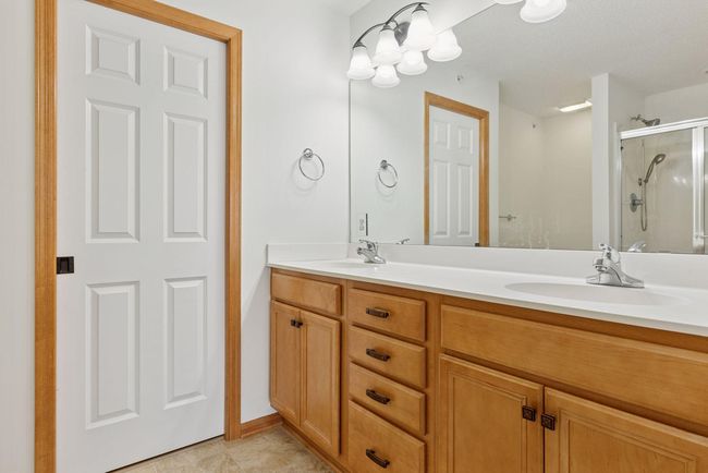8026 Magnolia Ln N, Townhouse with 2 bedrooms, 3 bathrooms and null parking in Maple Grove MN | Image 13