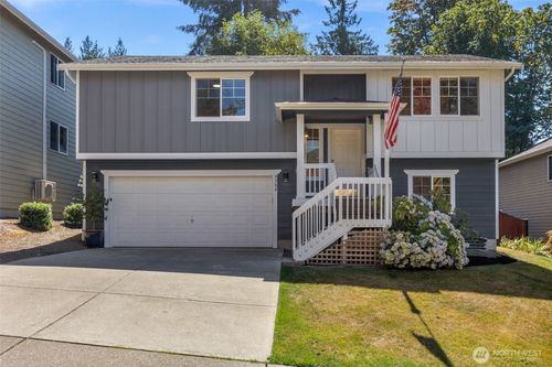 8304 65th Pl Ne, Marysville, WA, 98270-8516 | Card Image