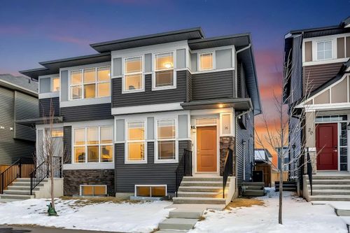 16 Creekstone Dr Sw, Calgary, AB, T2X4Z5 | Card Image