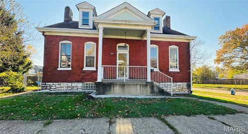 3664 Osceola St, Saint Louis, MO, 63116-4386 | Card Image