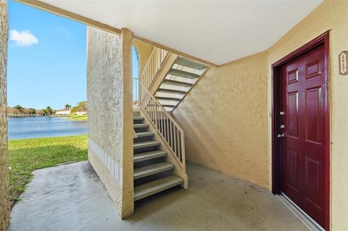 apt-1517-731 Vista Isles Dr, Plantation, FL, 33325-6127 | Card Image