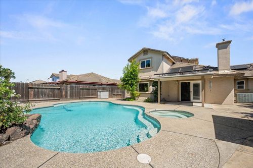 260 Patricia Place, Lathrop, CA, 95330 | Card Image
