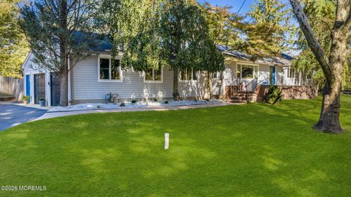 37 Clover Hill Rd, Colts Neck, NJ, 07722-1007 | Card Image