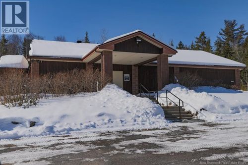 461 Kingdom Rd, Grand Bay Westfield, NB, E5K4X3 | Card Image