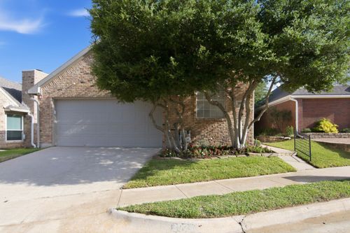 2929 Everest Dr, Bedford, TX, 76021-3342 | Card Image