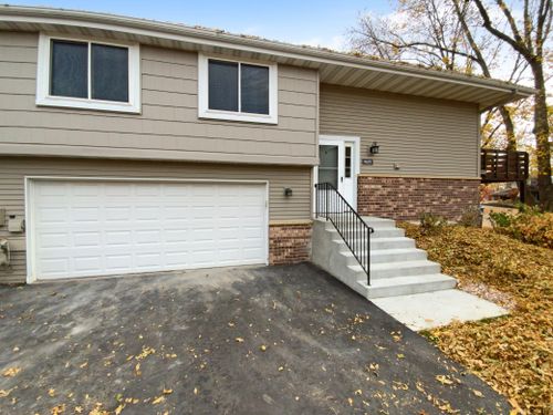 9619 Ensign Circle, Bloomington, MN, 55438 | Card Image