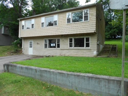 60 Freeman St, Bellingham, MA, 02019-2350 | Card Image