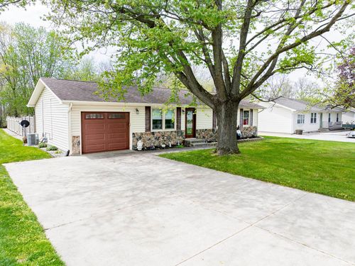 309 West St, Churubusco, IN, 46723-1609 | Card Image