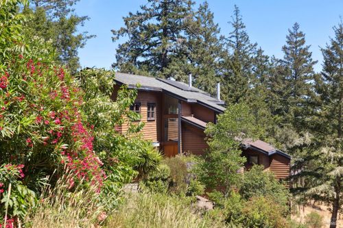 21540 Siri Rd, Guerneville, CA, 95446 | Card Image